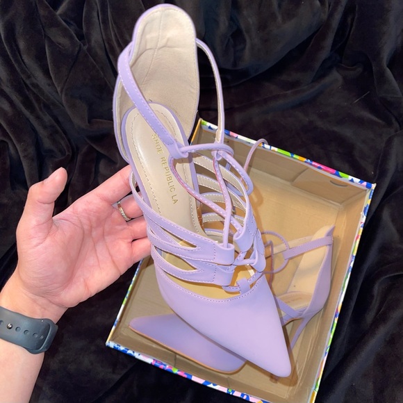 Go Jane Lavender Statement Heels Tie Strap - Picture 1 of 3